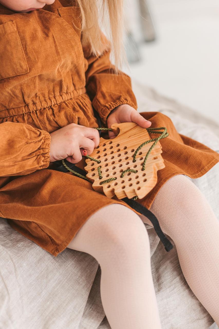 Wooden lacing toy - Hedgehog toy by Woodinout Montessori