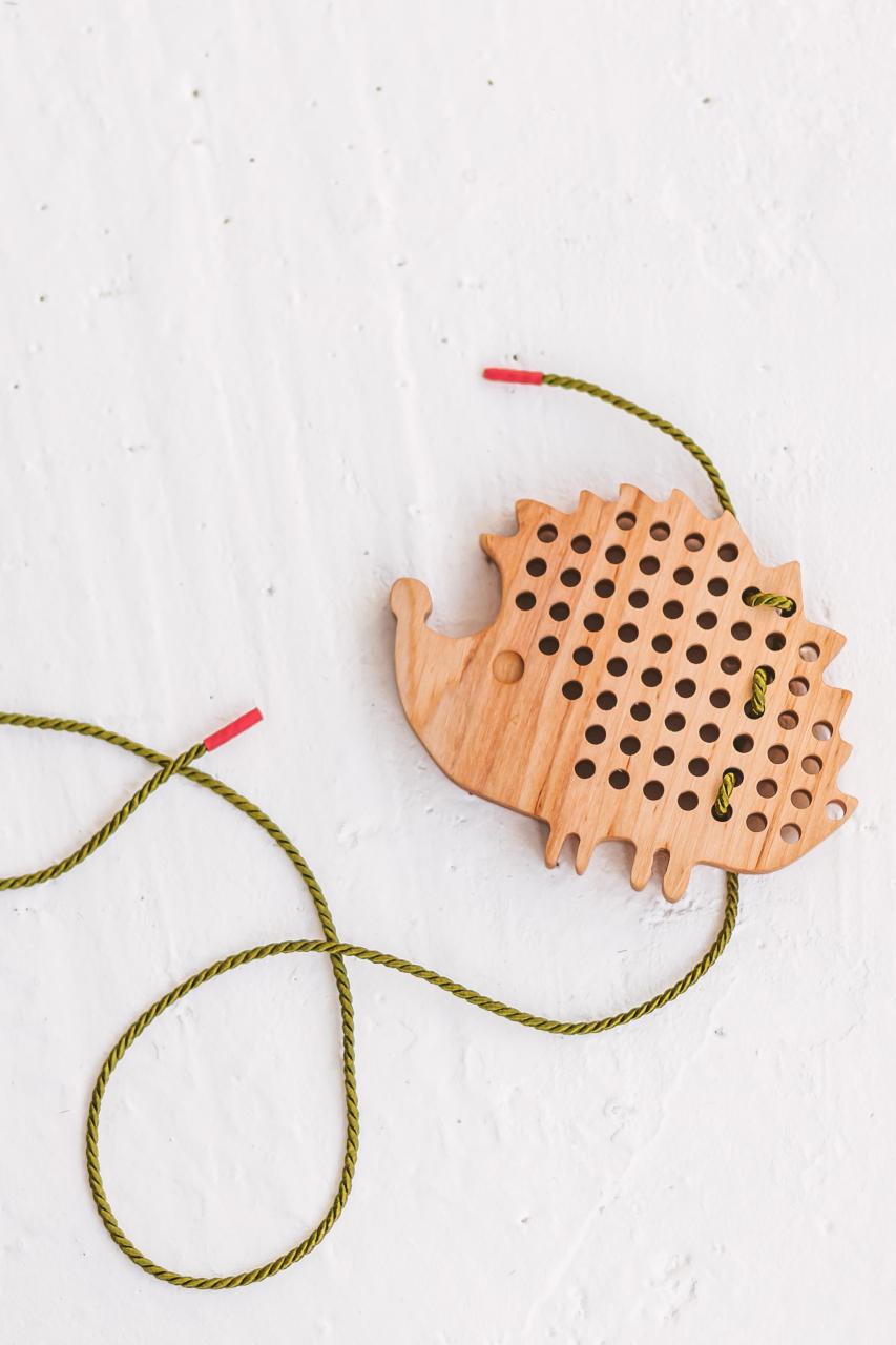 Wooden lacing toy - Hedgehog toy by Woodinout Montessori